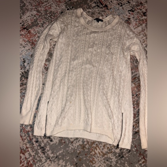 American Eagle sweater - Picture 4 of 4